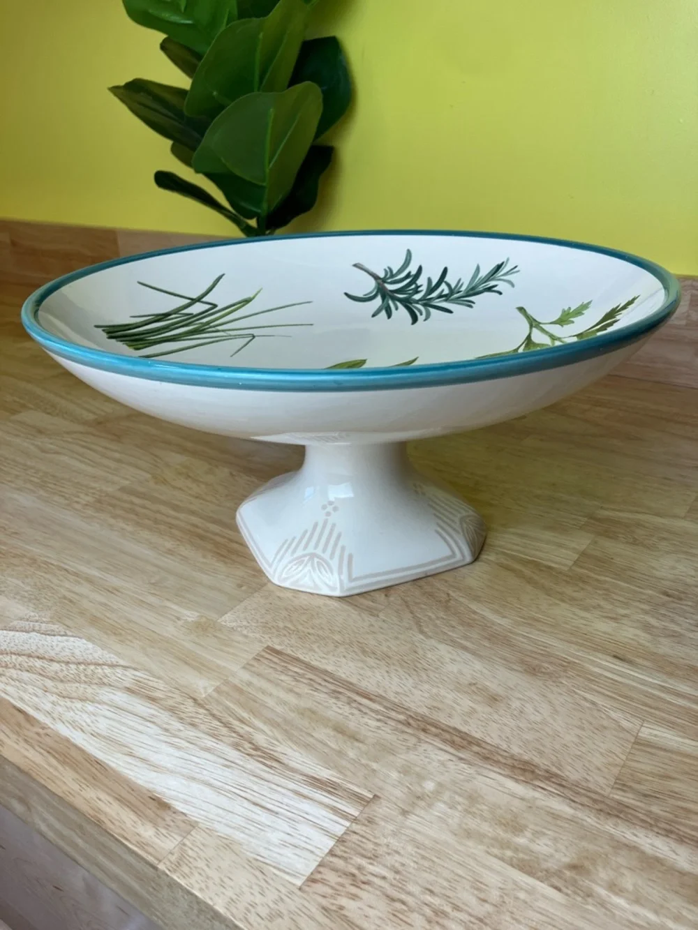 Villeroy & Boch Pedestal Bowl Fresh Herbs Ceramic Footed Platter